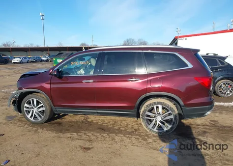 2016 Honda Pilot Touring z USA, uszkodzony, nr VIN 5FNYF6H91GB061165